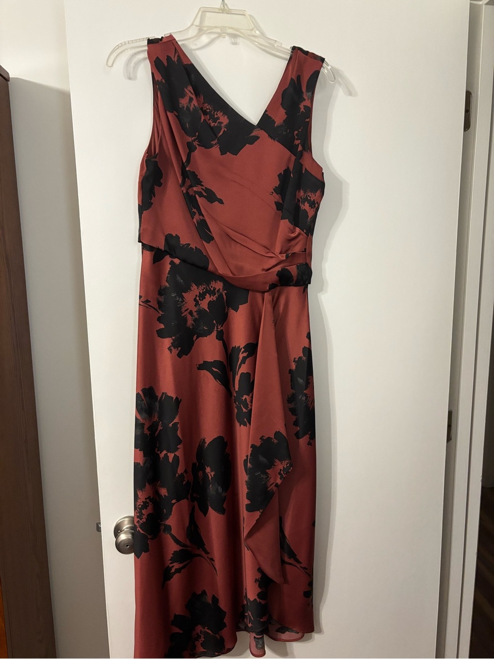 Taylor Rust Midi Dress with Black Floral Print
